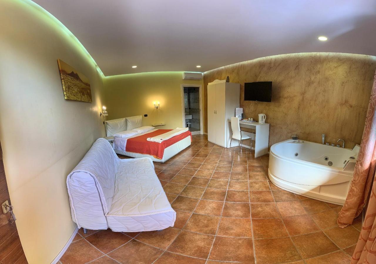 Relais La Villa (Adults Only) Nápoly Kültér fotó